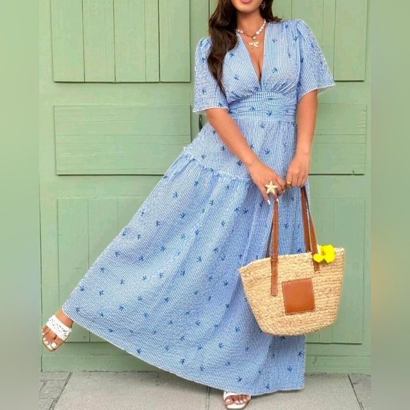 New Flirty Bow Embroidered Striped Ruched Waist Maxi Dress Blue White - Picture 3 of 9